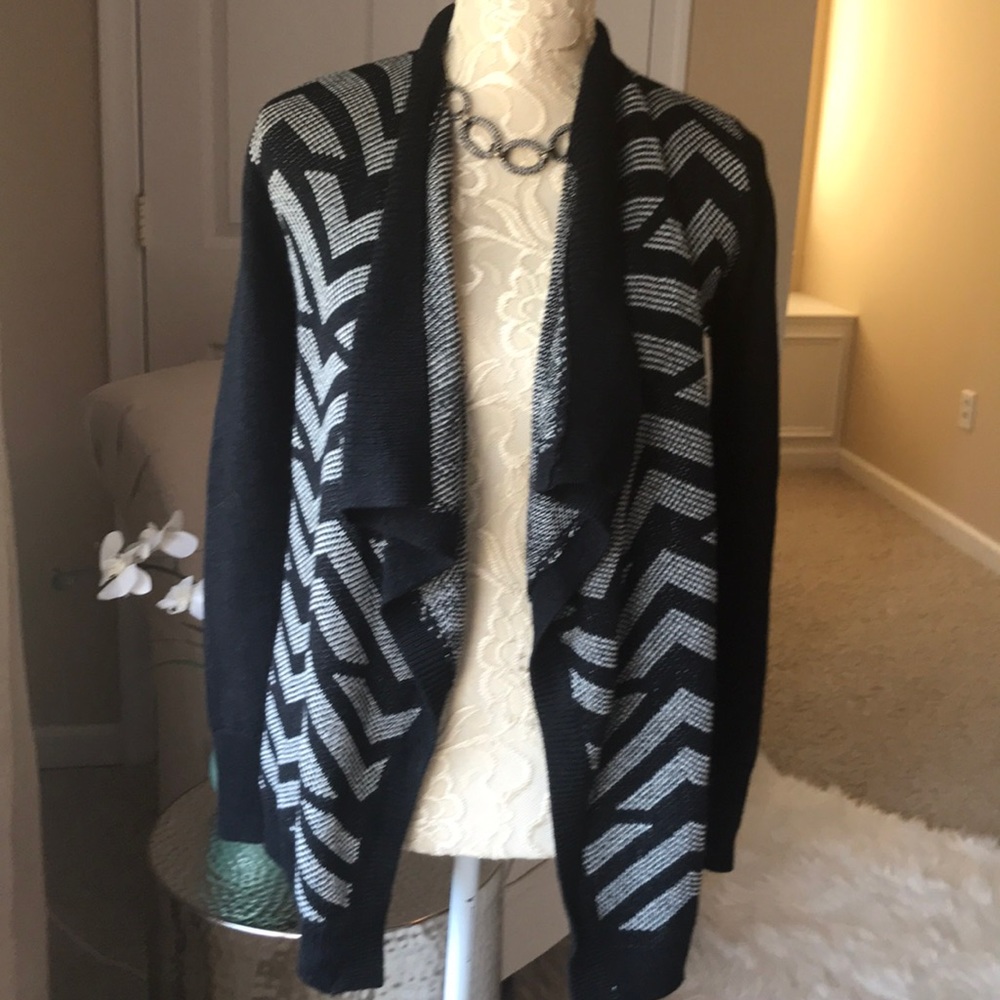 Candie’s sweater cardigan